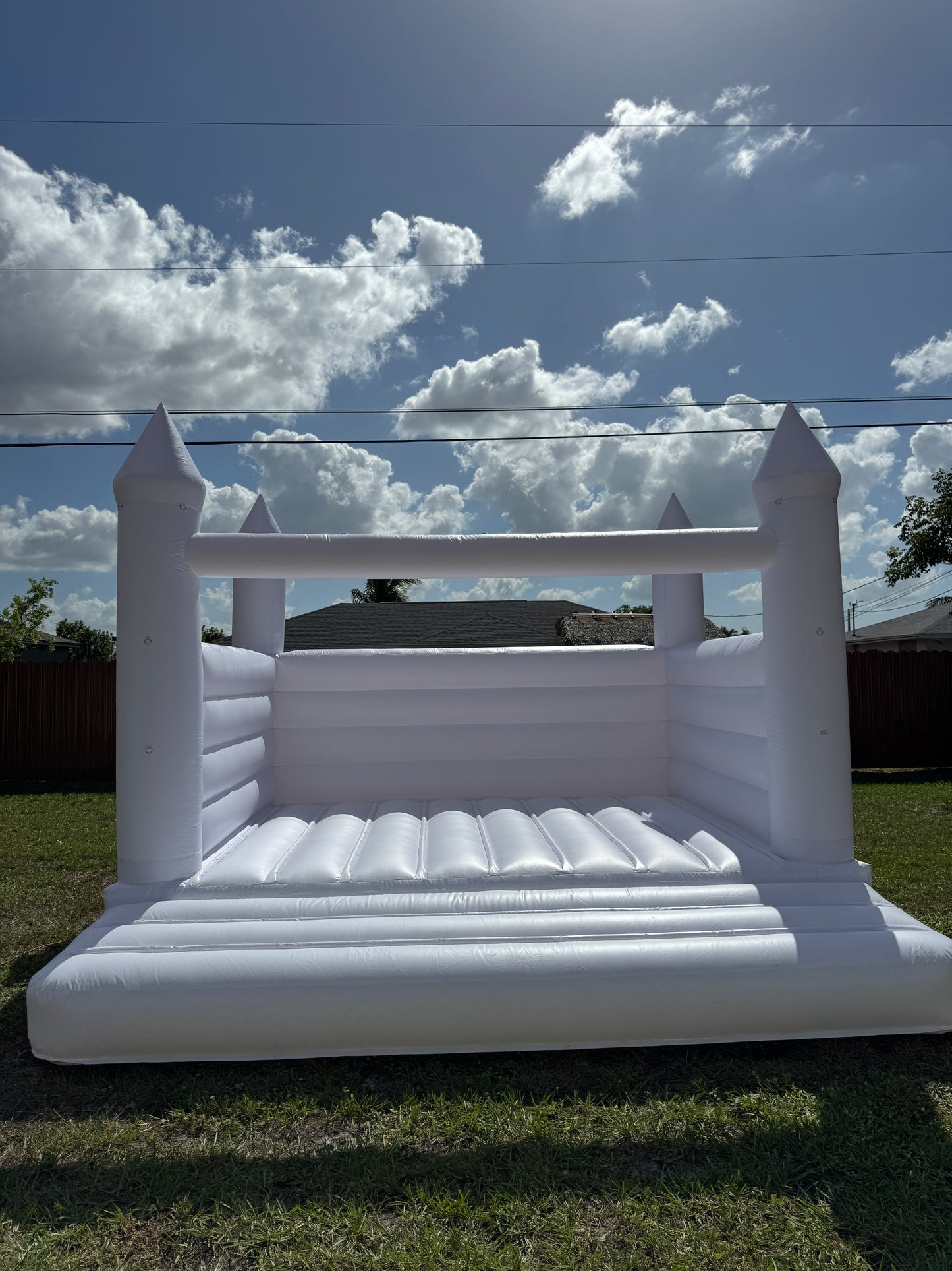 13x13 White Bounce House